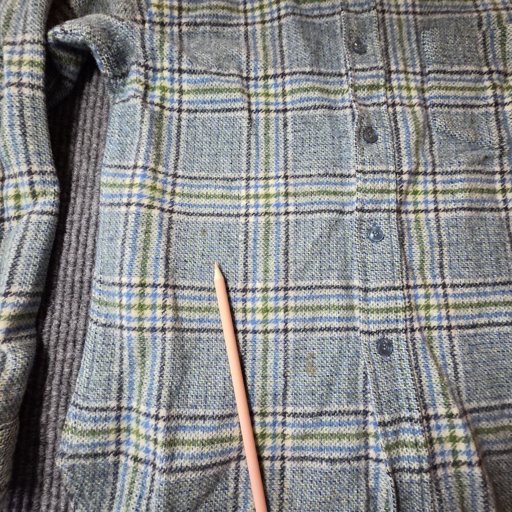 Vintage Pendleton Womans Top Shirt Plaid Size M Green w Blue Black - Virgin Wool - Picture 7 of 8